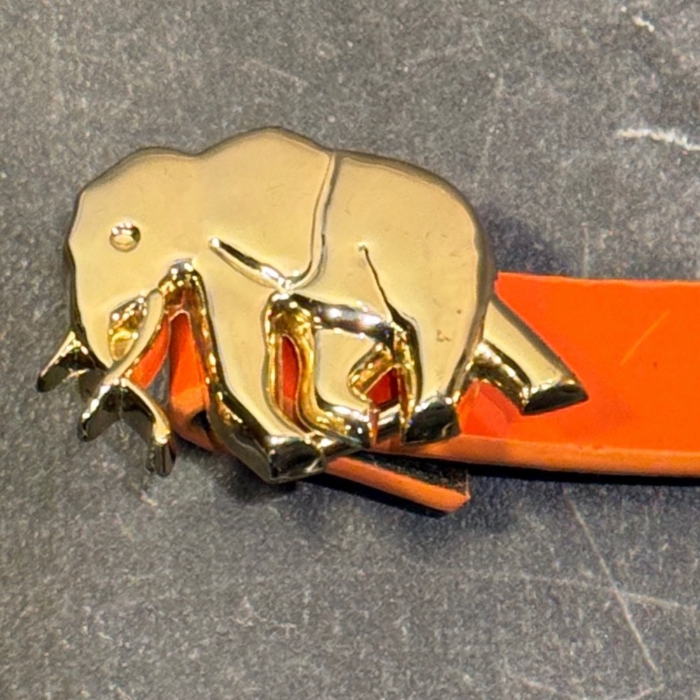 Womens Banana Republic Elephant Buckle Belt | Size 6-8 | Orange Patent Leather - Picture 2 of 9